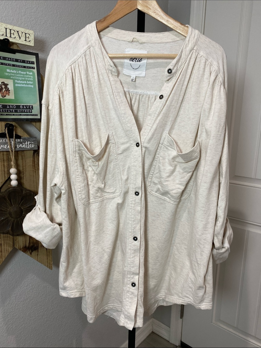 aerie Cream Button-Front Pocket Shirt sz L oversized